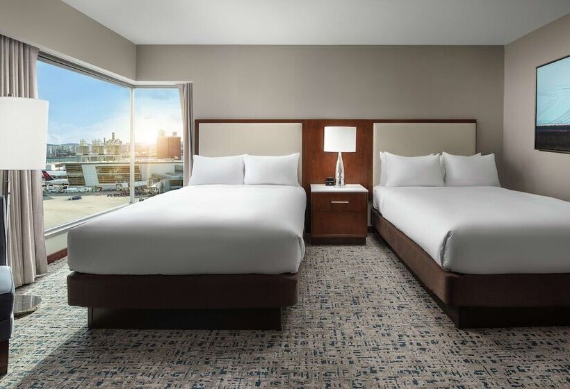 Standard Room 2 Double Beds, Hilton Boston Logan Airport