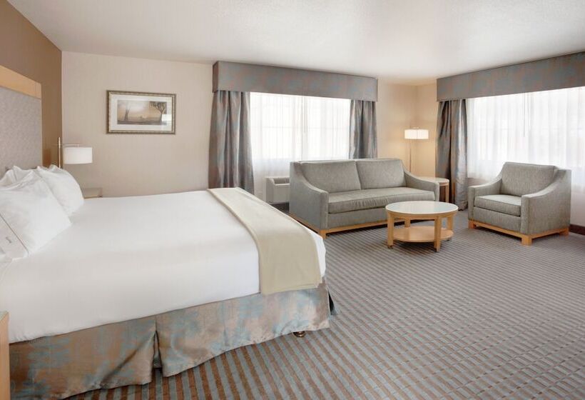 اتاق استاندارد با تخت دوبل برای معلولان, Holiday Inn Express Monterey  Cannery Row