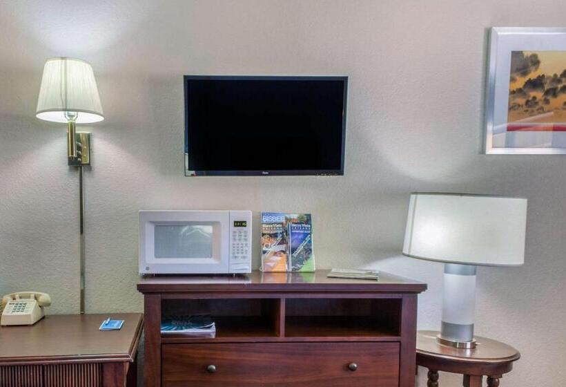 اتاق استاندارد با تخت بزرگ برای معلولان, Rodeway Inn Near Ft Huachuca