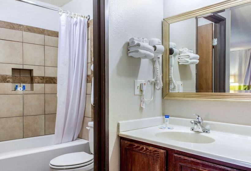 اتاق استاندارد با 2 تخت دوبل, Rodeway Inn Near Ft Huachuca