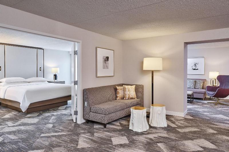 سوئیت با تخت بزرگ, Sheraton Portland Airport