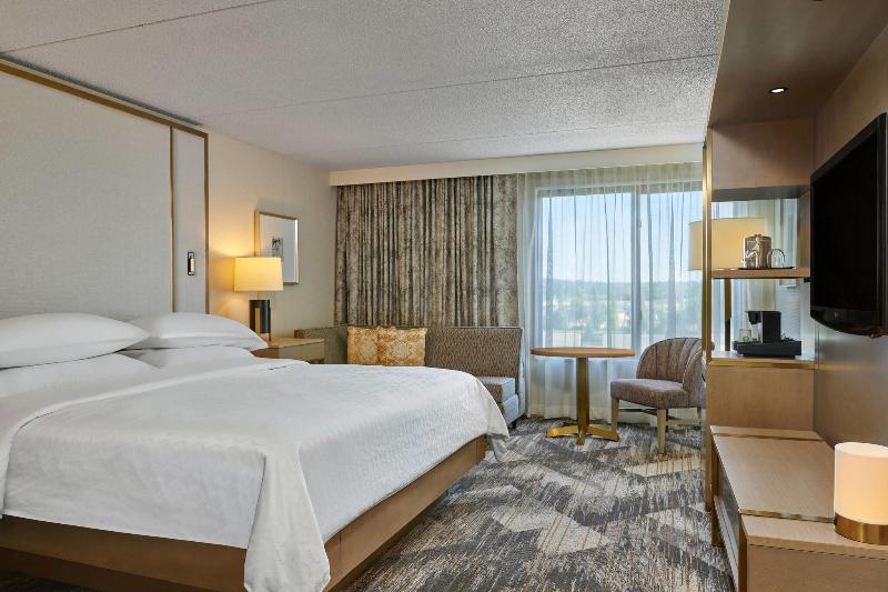 سوئیت با تخت بزرگ, Sheraton Portland Airport