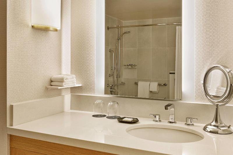 اتاق استاندارد, Sheraton Portland Airport