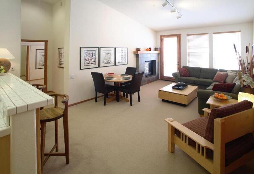 سوئیت دلوکس 2 خوابه, Squaw Valley Lodge