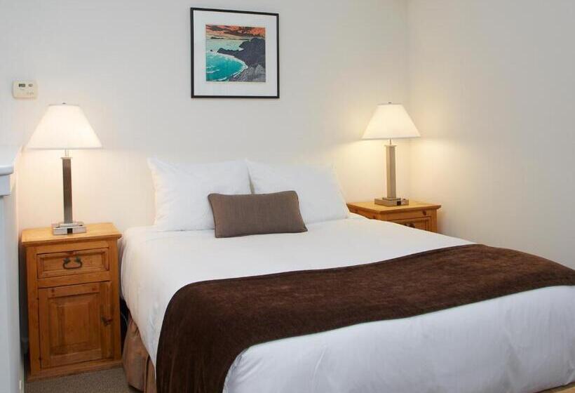 استودیوی پریمیوم, Squaw Valley Lodge