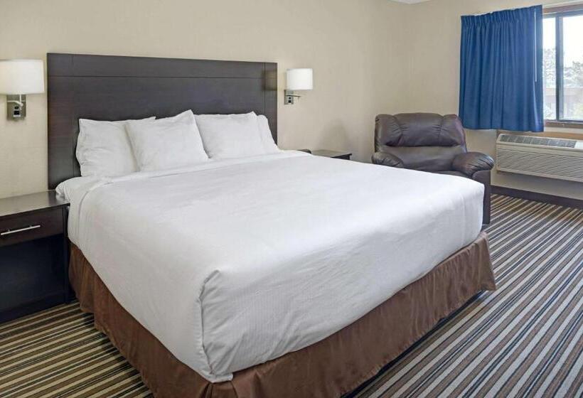 Standard Room Adapted for people with reduced mobility, Super 8 By Wyndham Omaha West L St Ne