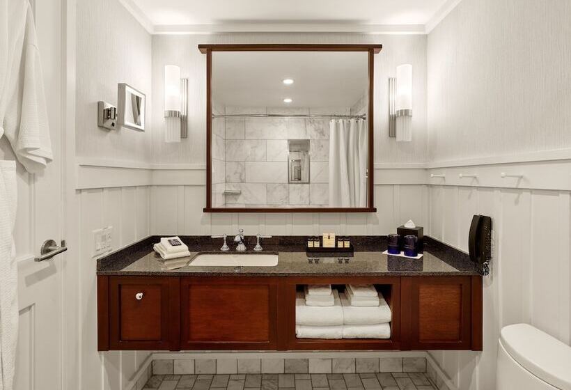 디럭스 룸, The Charles Hotel In Harvard Square