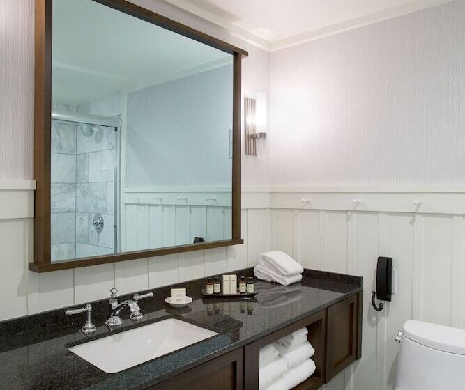 디럭스 룸, The Charles Hotel In Harvard Square