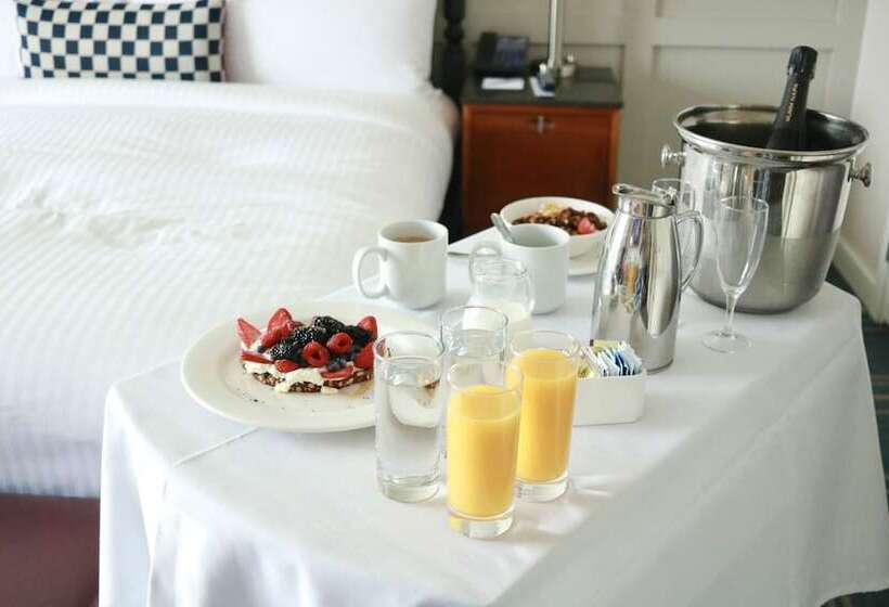 디럭스 룸, The Charles Hotel In Harvard Square
