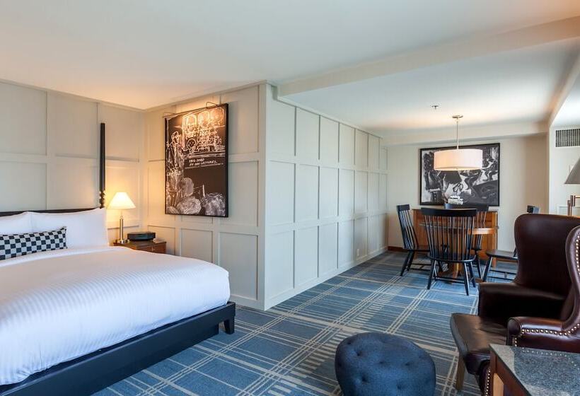 스위트, The Charles Hotel In Harvard Square
