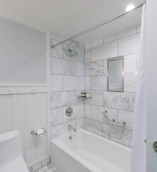 디럭스 룸, The Charles Hotel In Harvard Square