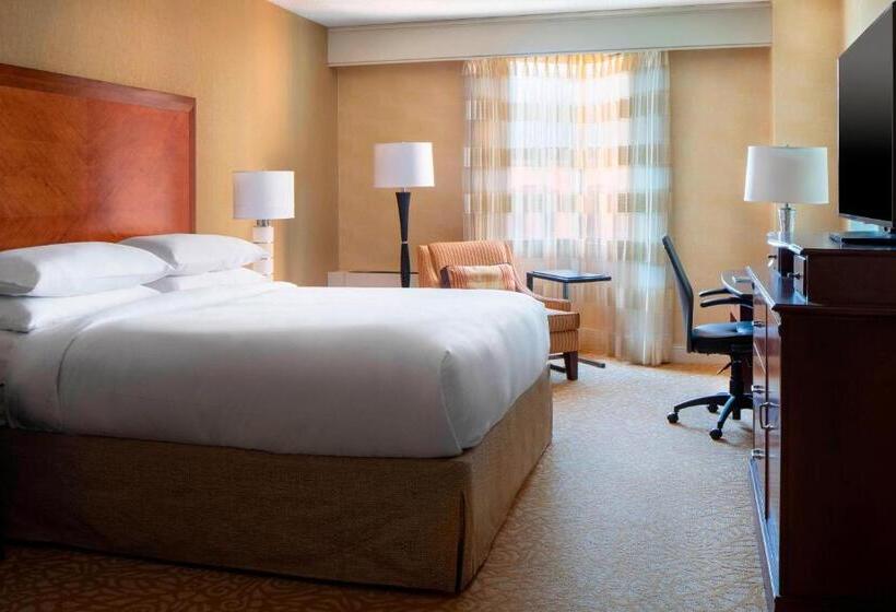 اتاق استاندارد با تخت بزرگ, The Lincoln Marriott Cornhusker