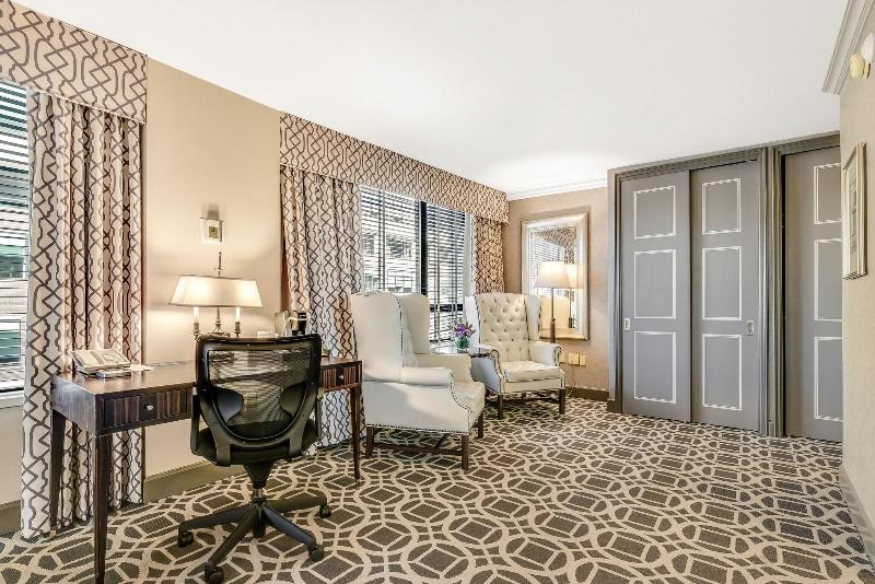 سوئیت جونیور با تخت بزرگ, Le Méridien Washington, D.C., The Madison