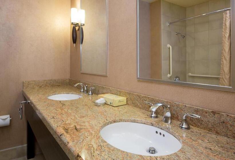 اتاق استاندارد با چشم‌انداز دریا, Showboat Hotel Atlantic City