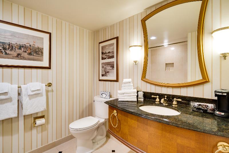 اتاق استاندارد با تخت دو نفره بزرگ, Showboat Hotel Atlantic City