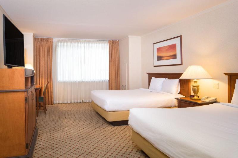 اتاق استاندارد با تخت دو نفره بزرگ, Showboat Hotel Atlantic City