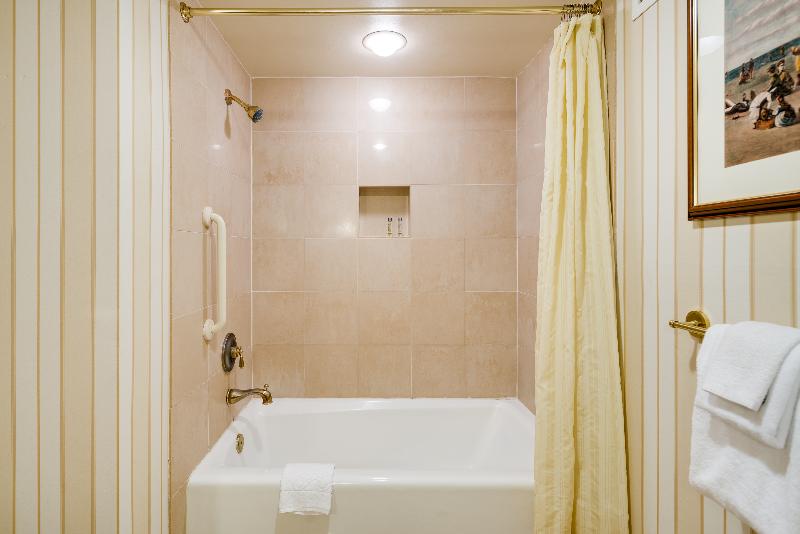 اتاق استاندارد با تخت بزرگ برای معلولان, Showboat Hotel Atlantic City