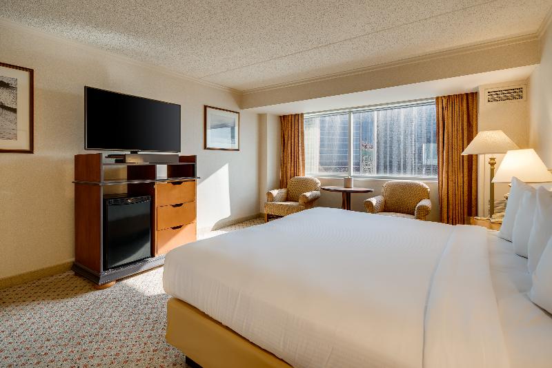 اتاق استاندارد با تخت بزرگ برای معلولان, Showboat Hotel Atlantic City