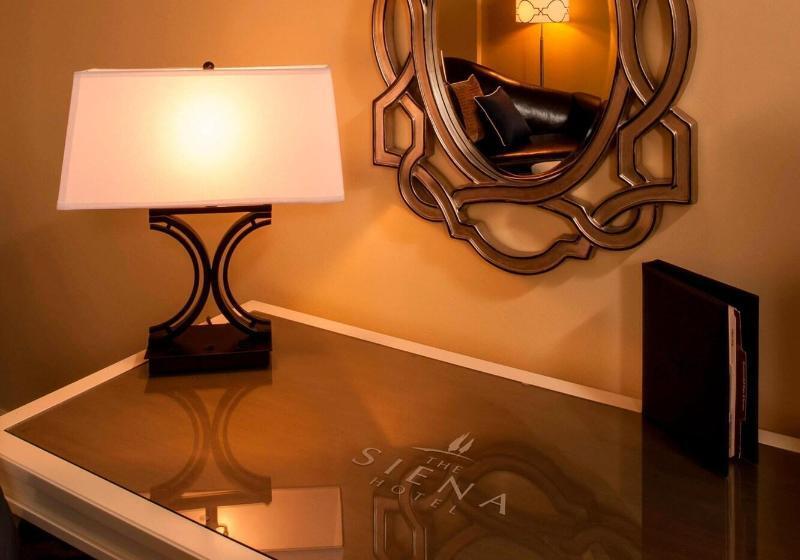 اتاق استاندارد با تخت بزرگ, The Siena Hotel, Autograph Collection