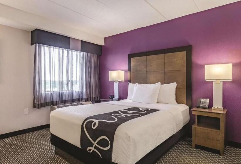 اتاق استاندارد, La Quinta By Wyndham Warwick Providence Airport