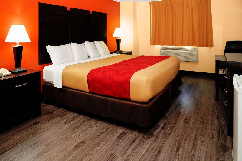 اتاق استاندارد با تخت بزرگ, Econo Lodge