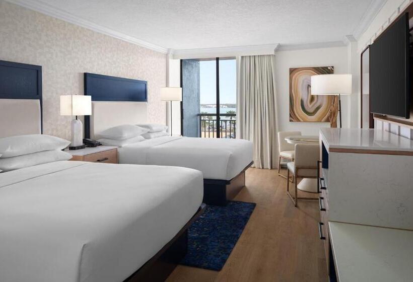 اتاق استاندارد در طبقه همکف, Sheraton Sand Key Resort