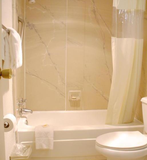 اتاق لوکس, Days Inn By Wyndham Arlington Pentagon