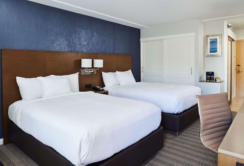 اتاق استاندارد با 2 تخت دوبل, Doubletree By Hilton Torrance South Bay