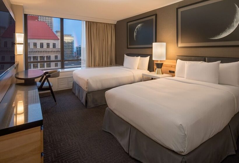 غرفه قياسيه سريرين مزدوجين, Hilton Portland Downtown