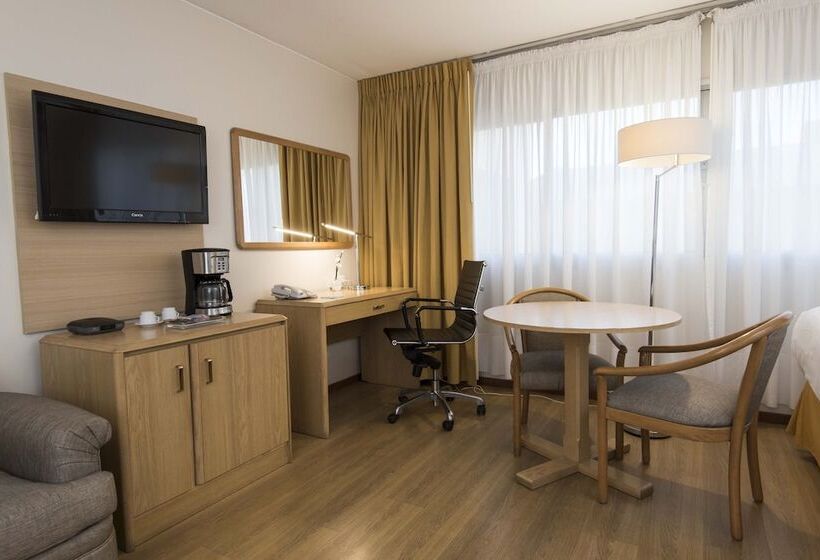 اتاق استاندارد با 2 تخت دوبل, Holiday Inn Montevideo