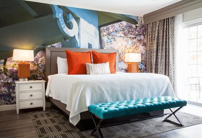 Standard Room, Indigo Atlanta – Vinings