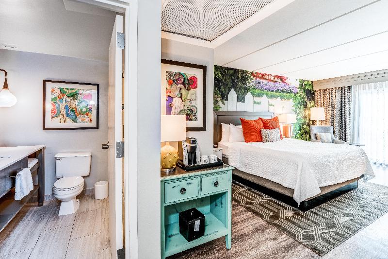 اتاق استاندارد با تخت بزرگ, Indigo Atlanta Vinings, An Ihg