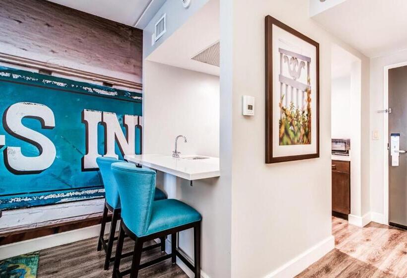 سوئیت پرزیدنت, Indigo Atlanta Vinings, An Ihg