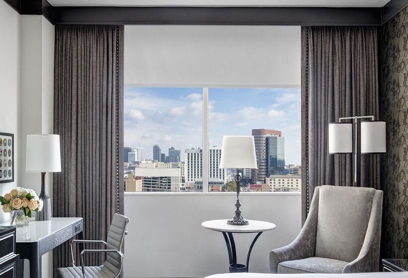 Premium Room, Loews Nashville Hotel At Vanderbilt Plaza