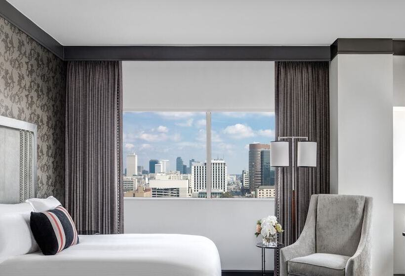 Premium Room, Loews Nashville Hotel At Vanderbilt Plaza