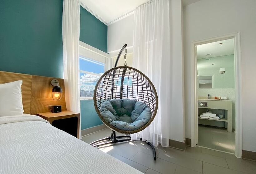 Suite Junior, Marseilles Beachfront