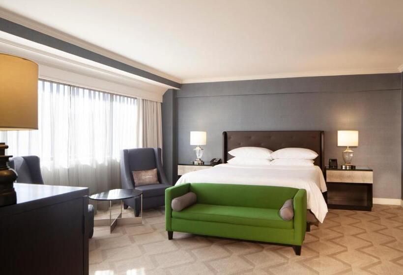اتاق لوکس با تخت بزرگ, Melrose Georgetown