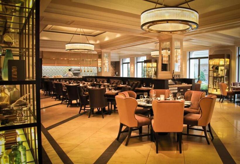 Стандартный Номер Кровать Кинг, Monteleone, New Orleans