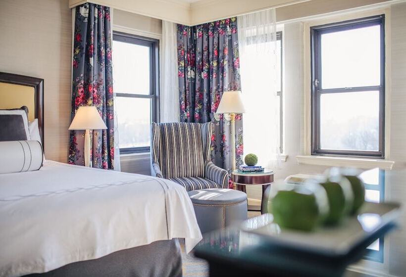 חדר דלוקס מותאם לאנשים עם מוגבלויות, Omni Shoreham
