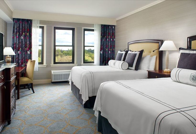 Premium Suite, Omni Shoreham