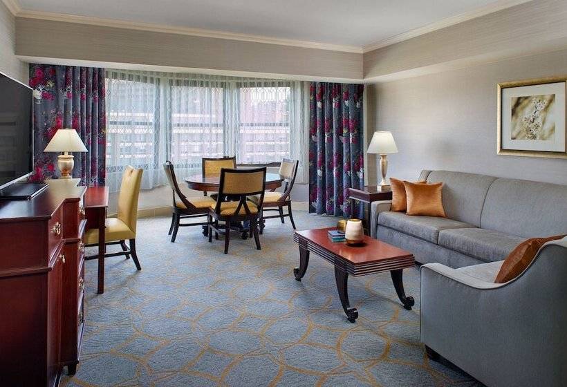 Suite, Omni Shoreham