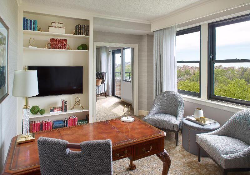 חדר פרמיום, Omni Shoreham