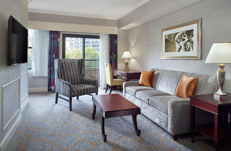 חדר סטנדרט עם מיטת קינג, Omni Shoreham
