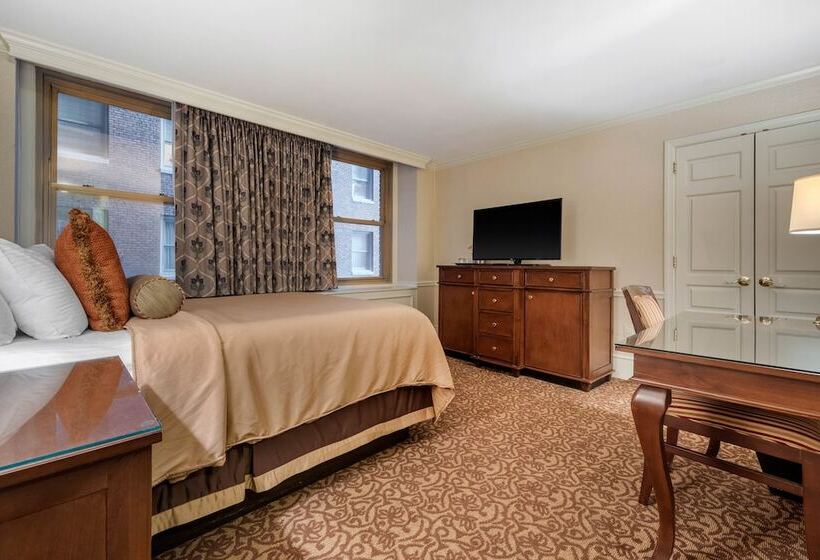 Deluxe Room Adapted for people with reduced mobility, Omni William Penn