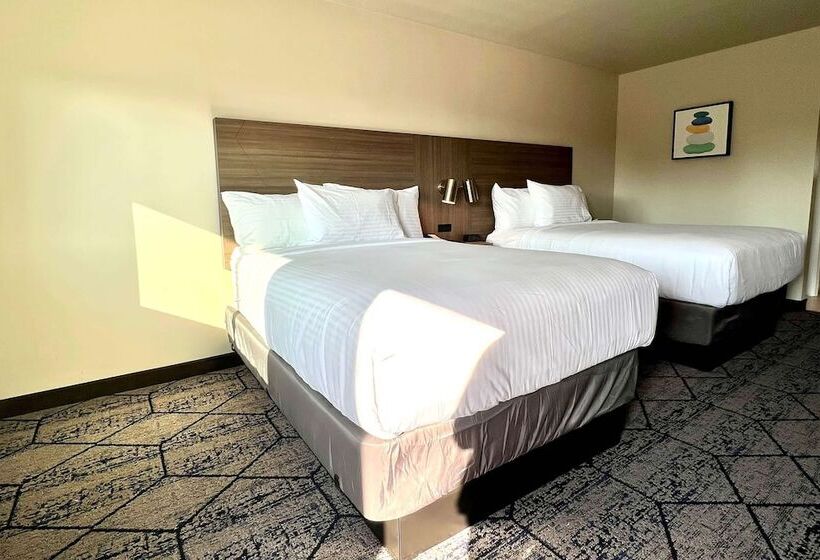 اتاق لوکس, Ramada By Wyndham Modesto Yosemite Area