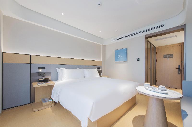 اتاق استاندارد با تخت بزرگ, Rodeway Inn & Suites Corona