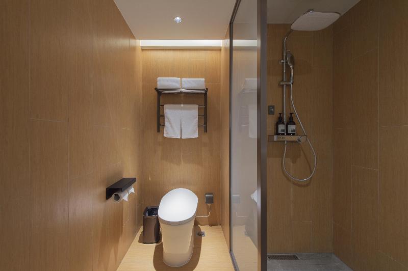 اتاق استاندارد با تخت بزرگ, Rodeway Inn & Suites Corona