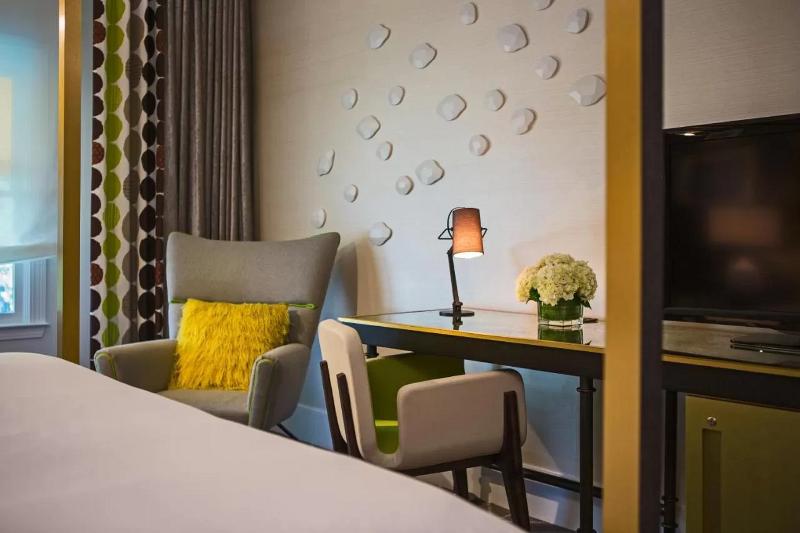 سوئیت با تخت بزرگ, Kimpton Brice Hotel, An Ihg