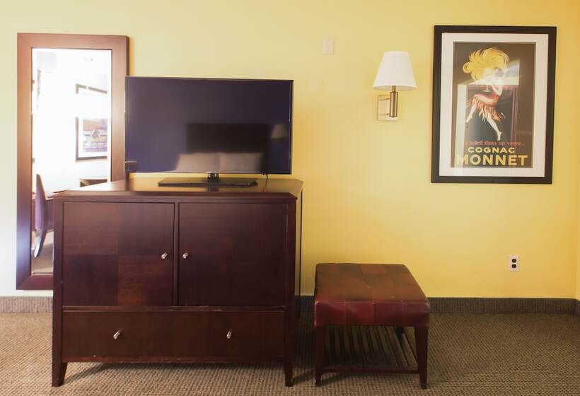 اتاق لوکس, The Tidewater Inn   Cape Cod