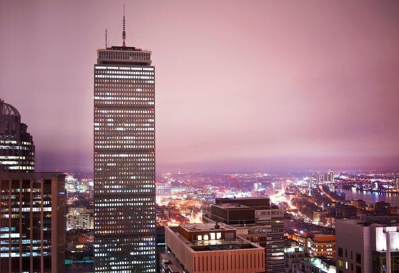 Номер Стандарт Двуспальная Кровать Вид на Город, The Westin Copley Place, Boston